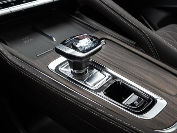 Geely Monjaro I Рестайлинг 2 с пробегом 2026 года, цена 4 080 000 рублей, 32 км, внедорожник, Автокод Объявления