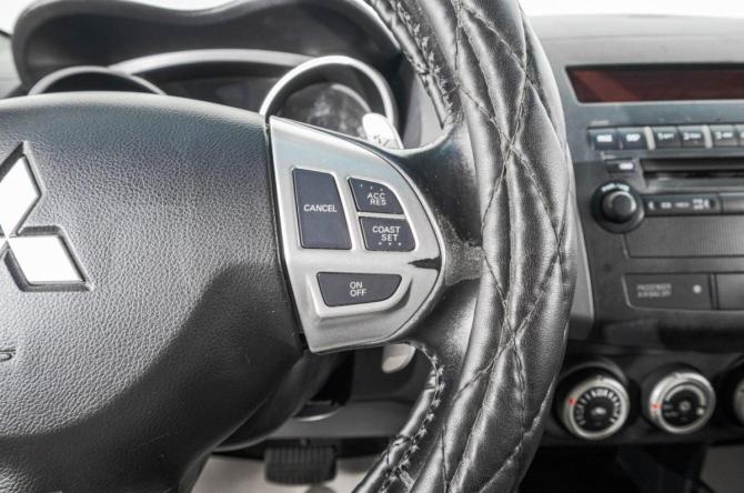 Mitsubishi Outlander II с пробегом 2008 года, цена 999 000 рублей, 240000 км, внедорожник, Автокод Объявления