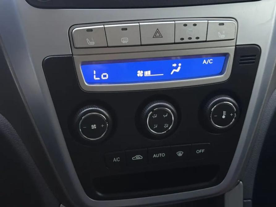 Geely Emgrand X7 I Волгоград  - изображение 11