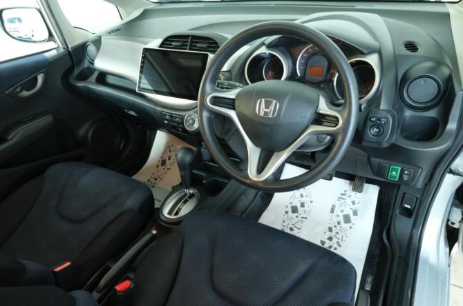 Honda Fit II с пробегом 2011 года, цена 1 049 000 рублей, 47200 км, хэтчбек, Автокод Объявления