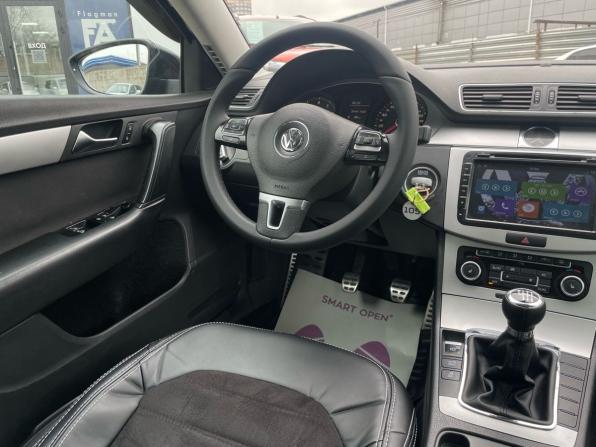 Volkswagen Passat B7 с пробегом 2011 года, цена 815 000 рублей, 202568 км, седан, Автокод Объявления