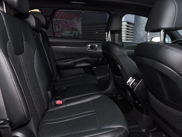 Kia Sorento IV с пробегом 2022 года, цена 4 300 000 рублей, 53555 км, внедорожник, Автокод Объявления