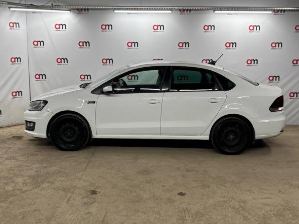Volkswagen Polo V Рестайлинг с пробегом 2018 года, цена 999 000 рублей, 115000 км, седан, Автокод Объявления