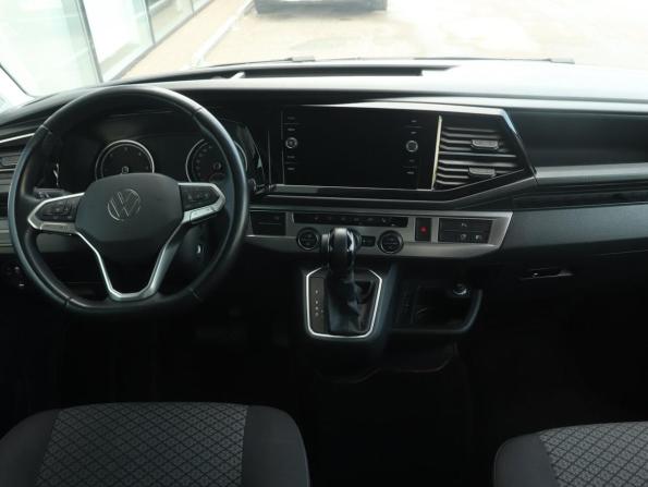 Volkswagen Multivan T6 Рестайлинг с пробегом 2021 года, цена 6 342 000 рублей, 94736 км, минивэн, Автокод Объявления