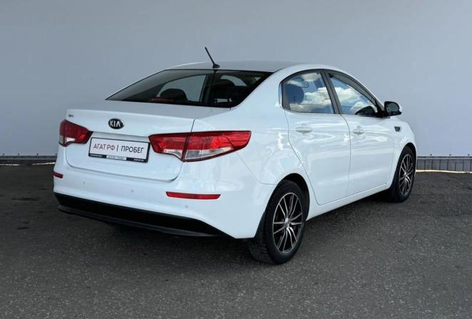 Kia Rio III Рестайлинг с пробегом 2015 года, цена 1 300 000 рублей, 119389 км, седан, Автокод Объявления