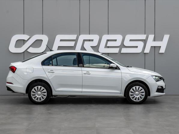 Skoda Rapid II с пробегом 2021 года, цена 1 760 000 рублей, 86383 км, лифтбек, Автокод Объявления