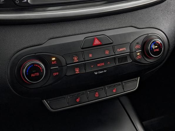 Kia Sorento III Prime с пробегом 2017 года, цена 2 450 000 рублей, 87500 км, внедорожник, Автокод Объявления
