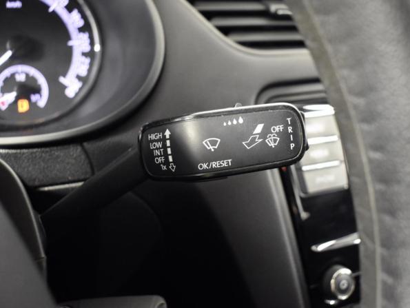 Skoda Octavia III (A7) Рестайлинг с пробегом 2019 года, цена 1 415 200 рублей, 210244 км, лифтбек, Автокод Объявления