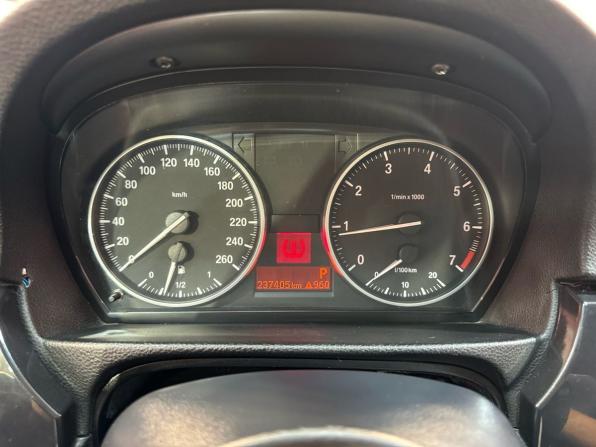 BMW 3 серии V (E90/E91/E92/E93) Рестайлинг с пробегом 2008 года, цена 999 000 рублей, 237405 км, седан, Автокод Объявления