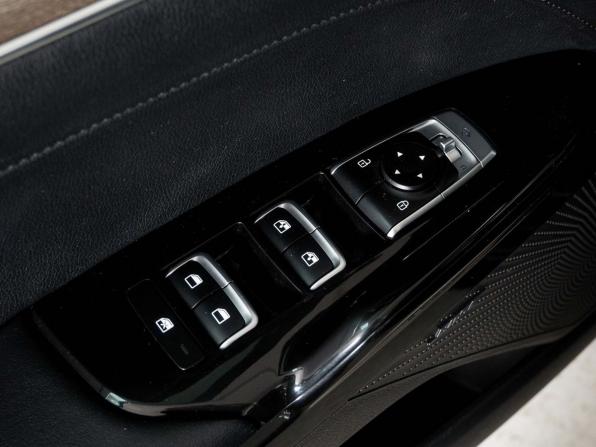 Kia K5 III с пробегом 2021 года, цена 2 664 000 рублей, 122494 км, седан, Автокод Объявления