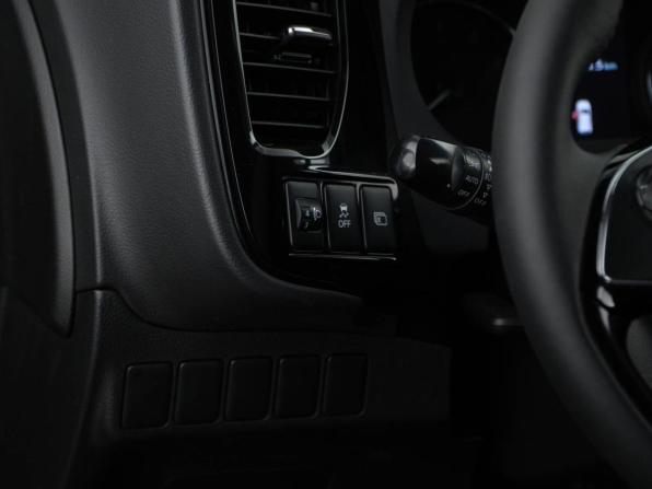 Mitsubishi Outlander III Рестайлинг 3 с пробегом 2018 года, цена 1 718 444 рубля, 174577 км, внедорожник, Автокод Объявления