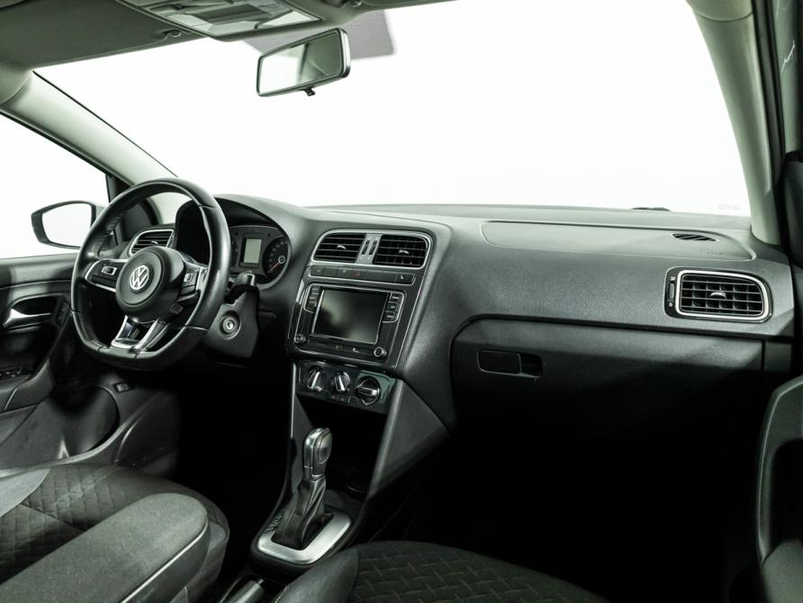 Volkswagen Polo V Рестайлинг Санкт-Петербург  - изображение 9