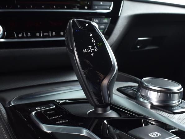 BMW 5 серии VII (G30/G31/G38) с пробегом 2018 года, цена 4 084 995 рублей, 104754 км, седан, Автокод Объявления