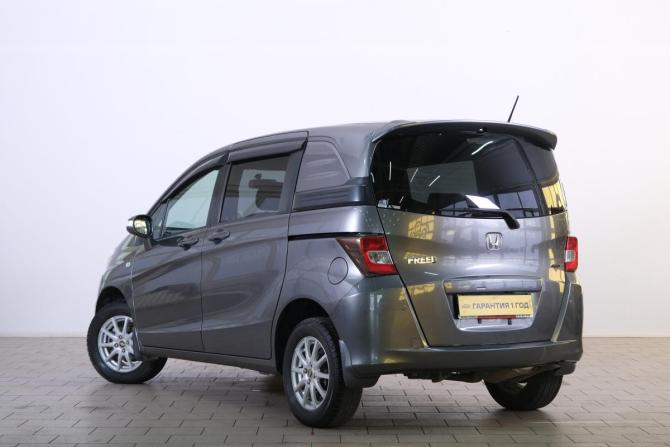 Honda Freed I с пробегом 2011 года, цена 1 249 000 рублей, 185000 км, компактвэн, Автокод Объявления