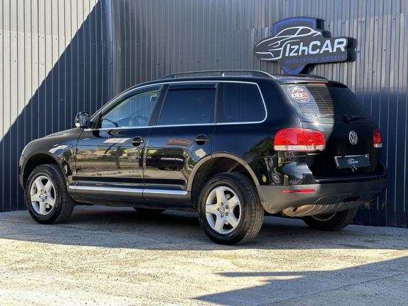 Volkswagen Touareg I Рестайлинг с пробегом 2006 года, цена 699 000 рублей, 265600 км, внедорожник, Автокод Объявления