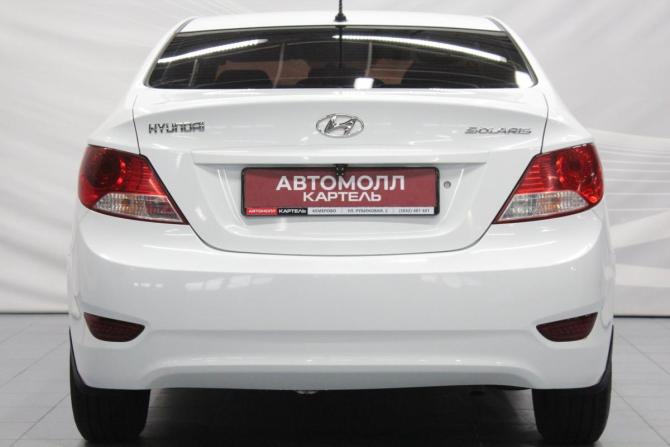 Hyundai Solaris I с пробегом 2013 года, цена 649 000 рублей, 190000 км, седан, Автокод Объявления