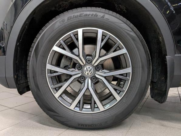 Volkswagen Tiguan II с пробегом 2019 года, цена 2 350 000 рублей, 141508 км, внедорожник, Автокод Объявления