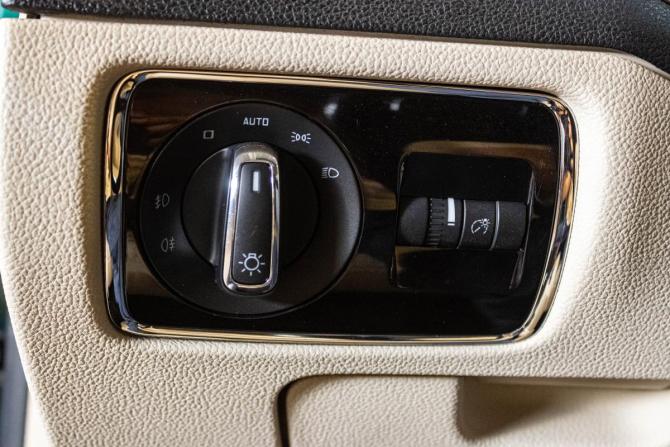 Skoda Superb II с пробегом 2011 года, цена 959 000 рублей, 251288 км, лифтбек, Автокод Объявления