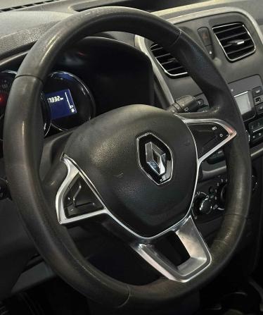 Renault Sandero II Рестайлинг с пробегом 2019 года, цена 920 000 рублей, 157330 км, хэтчбек, Автокод Объявления