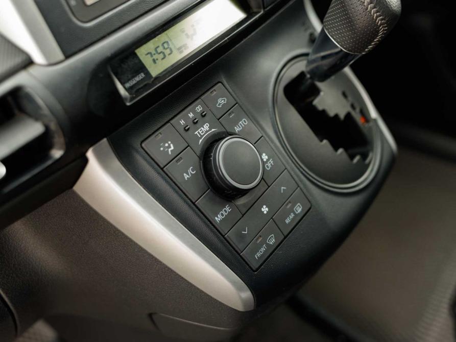 Toyota Wish II Новосибирск  - изображение 14