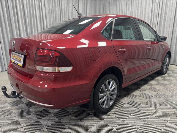 Volkswagen Polo V Рестайлинг с пробегом 2019 года, цена 1 330 000 рублей, 96703 км, седан, Автокод Объявления
