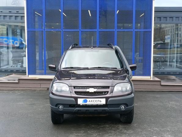 Chevrolet Niva I Рестайлинг с пробегом 2018 года, цена 799 000 рублей, 123785 км, внедорожник, Автокод Объявления