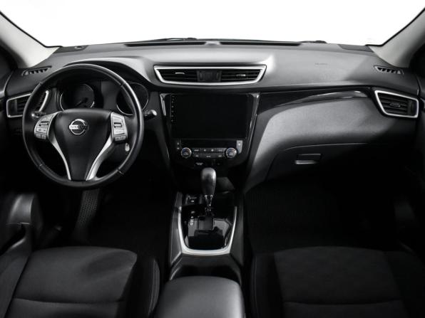 Nissan Qashqai II с пробегом 2018 года, цена 1 640 000 рублей, 122123 км, внедорожник, Автокод Объявления