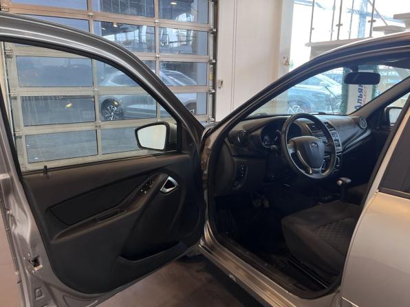 Lada (ВАЗ) Granta I Рестайлинг с пробегом 2019 года, цена 888 000 рублей, 75697 км, лифтбек, Автокод Объявления