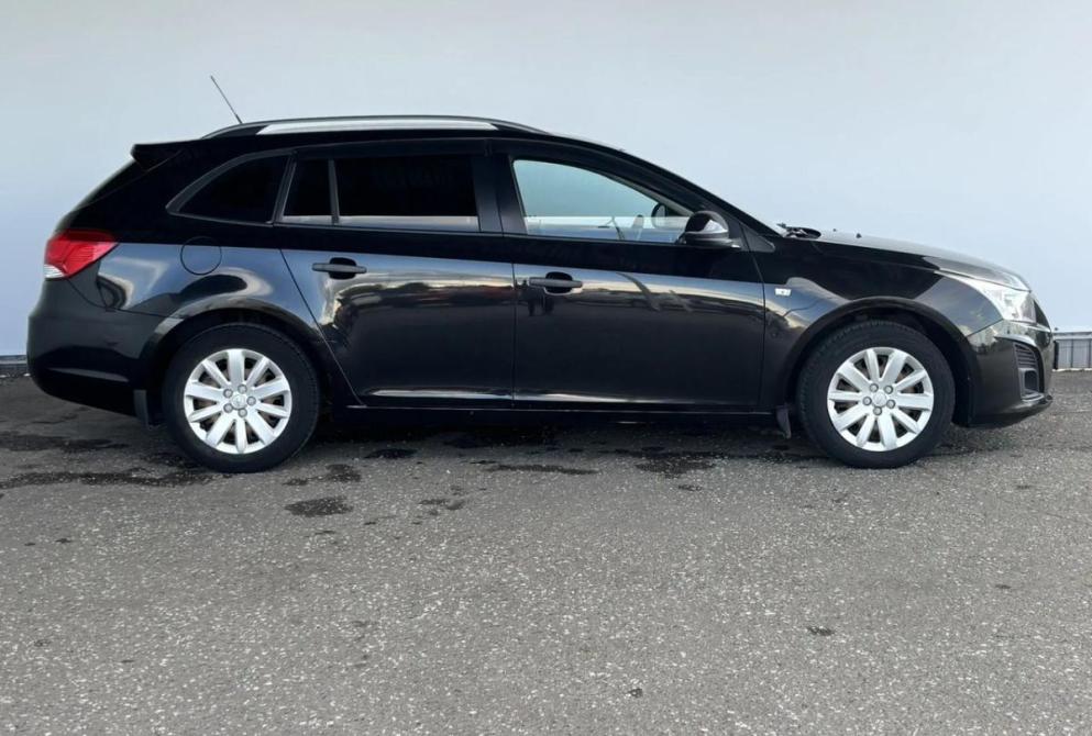 Chevrolet Cruze I Рестайлинг Киров  - изображение 4