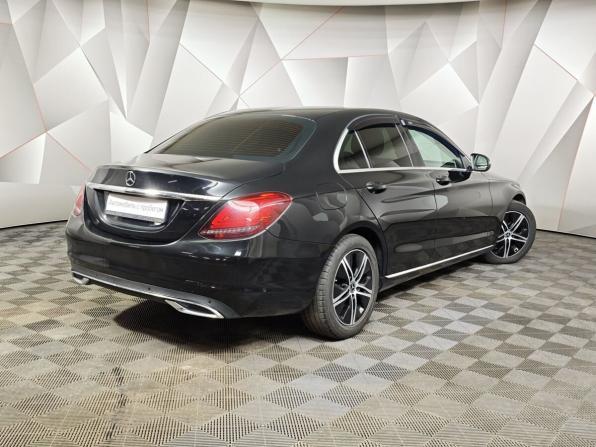Mercedes-Benz C-Класс IV (W205) Рестайлинг с пробегом 2019 года, цена 2 750 000 рублей, 92206 км, седан, Автокод Объявления