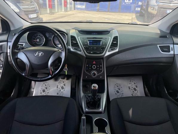 Hyundai Elantra V (MD) Рестайлинг с пробегом 2015 года, цена 900 000 рублей, 177700 км, седан, Автокод Объявления