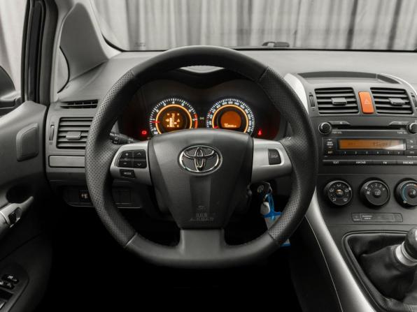Toyota Auris I Рестайлинг с пробегом 2010 года, цена 900 000 рублей, 153472 км, хэтчбек, Автокод Объявления