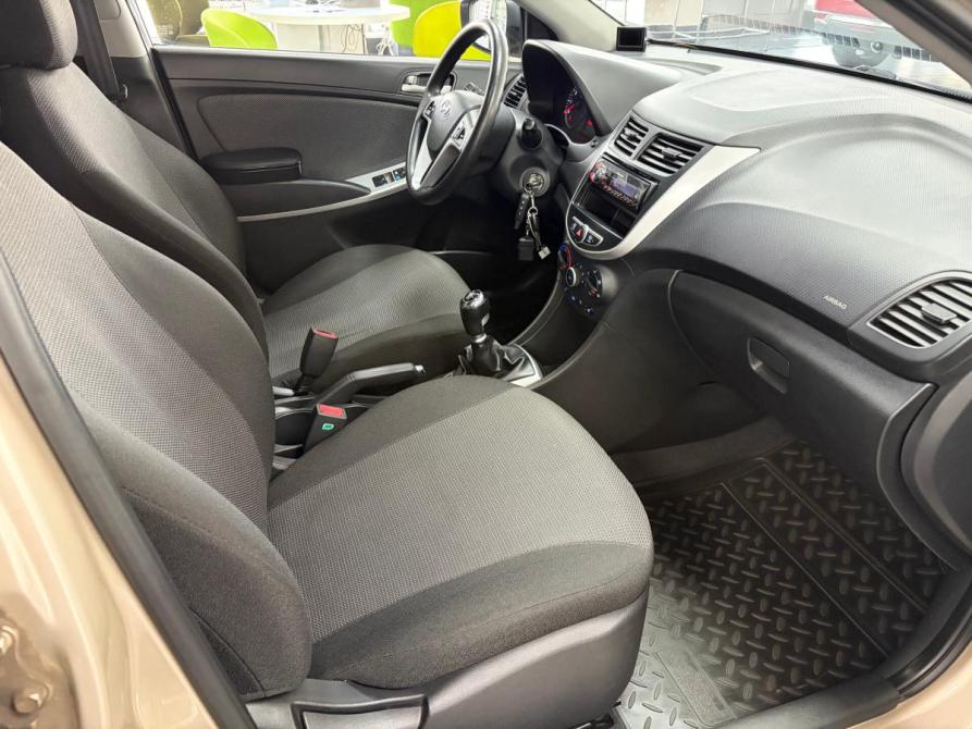 Hyundai Solaris I Киров  - изображение 11