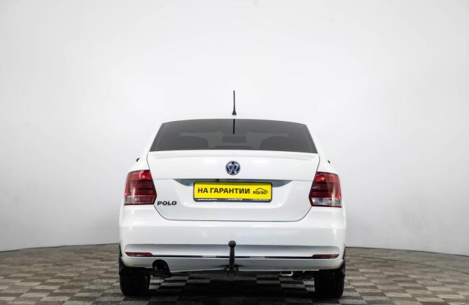 Volkswagen Polo V Рестайлинг с пробегом 2015 года, цена 859 000 рублей, 193000 км, седан, Автокод Объявления