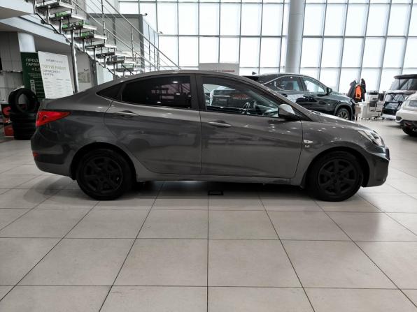 Hyundai Solaris I с пробегом 2013 года, цена 650 000 рублей, 229191 км, седан, Автокод Объявления