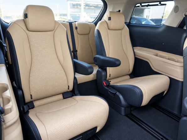 Kia Carnival IV с пробегом 2021 года, цена 3 725 000 рублей, 46110 км, минивэн, Автокод Объявления