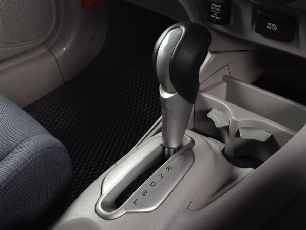 Honda Insight II с пробегом 2009 года, цена 749 995 рублей, 211449 км, хэтчбек, Автокод Объявления