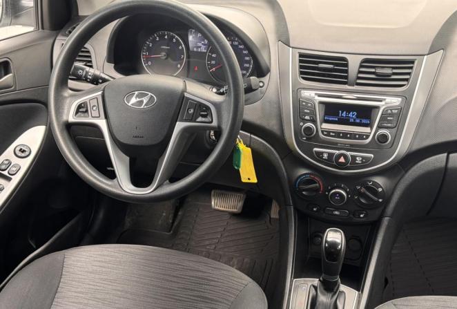 Hyundai Solaris I Рестайлинг с пробегом 2015 года, цена 960 000 рублей, 161371 км, хэтчбек, Автокод Объявления