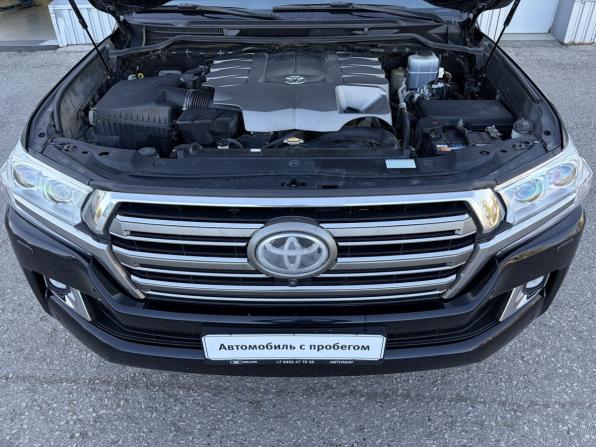 Toyota Land Cruiser 200 Series Рестайлинг 2 с пробегом 2016 года, цена 4 380 000 рублей, 775882 км, внедорожник, Автокод Объявления