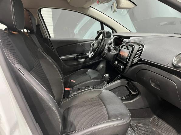 Renault Kaptur I Рестайлинг с пробегом 2021 года, цена 1 545 000 рублей, 159815 км, внедорожник, Автокод Объявления