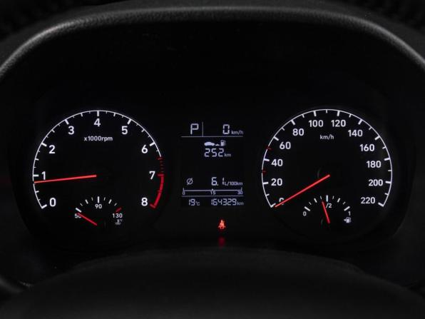 Hyundai Solaris II с пробегом 2018 года, цена 1 129 000 рублей, 164329 км, седан, Автокод Объявления