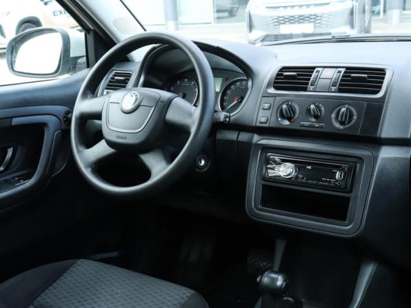 Skoda Fabia II Рестайлинг с пробегом 2012 года, цена 800 000 рублей, 130288 км, хэтчбек, Автокод Объявления