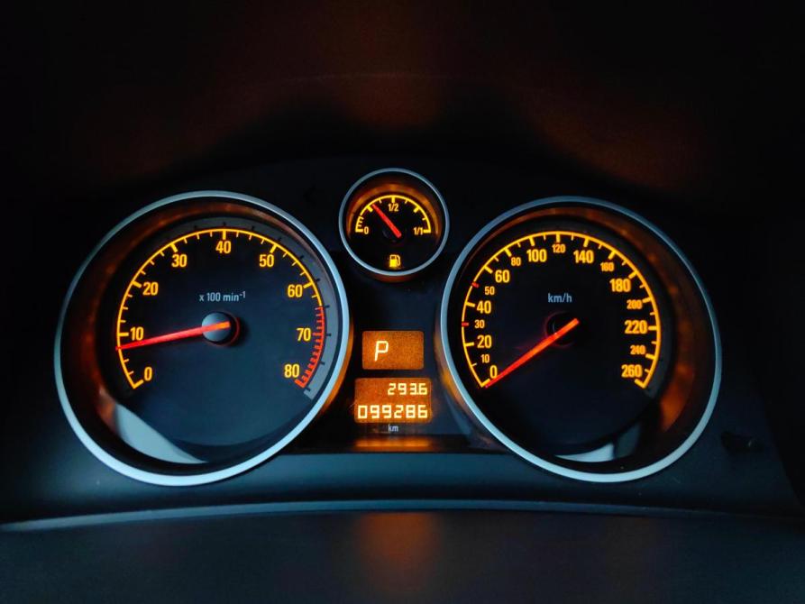 Opel Astra H Рестайлинг Подольск  - изображение 10