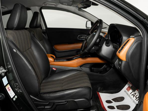 Honda Vezel I с пробегом 2014 года, цена 1 499 500 рублей, 166527 км, внедорожник, Автокод Объявления
