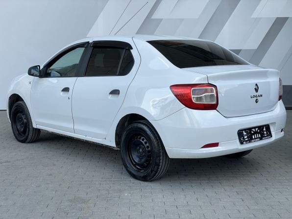 Renault Logan II с пробегом 2018 года, цена 385 000 рублей, 230382 км, седан, Автокод Объявления