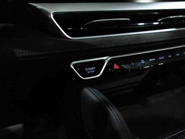 Geely Monjaro I с пробегом 2024 года, цена 3 149 700 рублей, 61518 км, внедорожник, Автокод Объявления