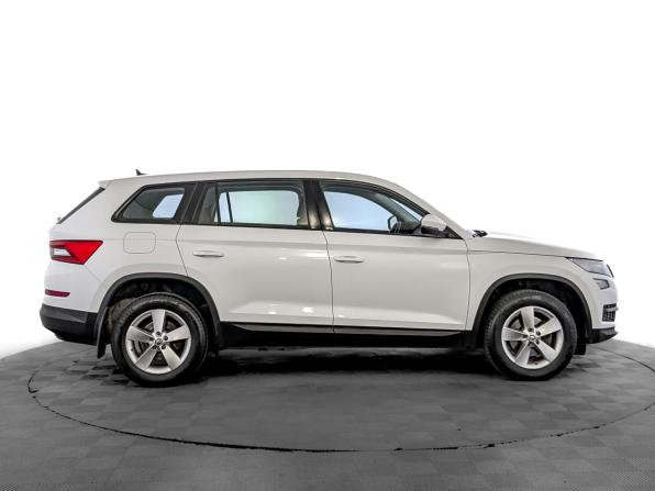 Skoda Kodiaq I с пробегом 2021 года, цена 2 389 000 рублей, 125134 км, внедорожник, Автокод Объявления