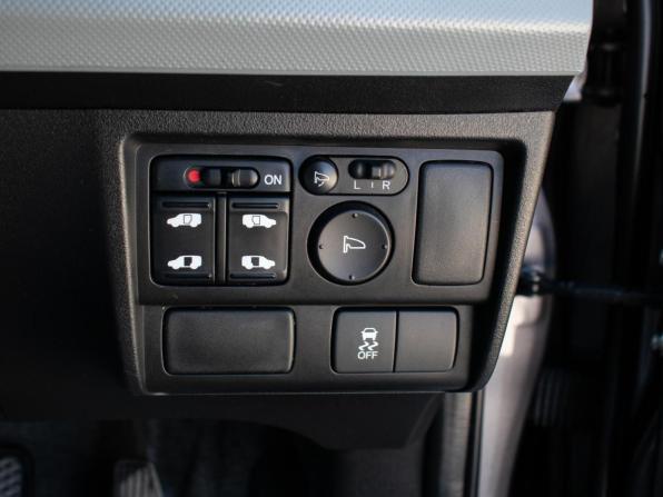 Honda Freed I Рестайлинг 2 с пробегом 2014 года, цена 1 290 000 рублей, 176811 км, компактвэн, Автокод Объявления