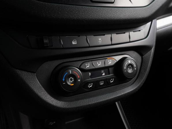 Lada (ВАЗ) Vesta I с пробегом 2018 года, цена 824 000 рублей, 101569 км, седан, Автокод Объявления