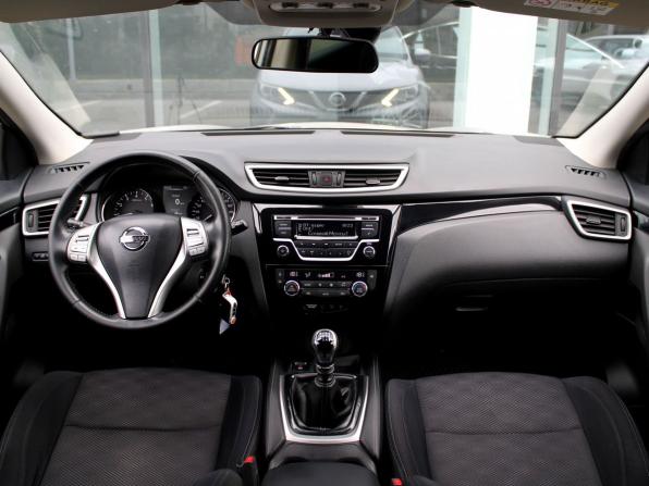Nissan Qashqai II с пробегом 2017 года, цена 1 415 000 рублей, 133747 км, внедорожник, Автокод Объявления